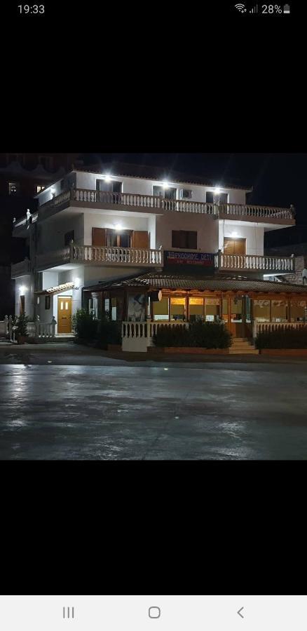 Hotel Lagjini Lukove Ngoại thất bức ảnh