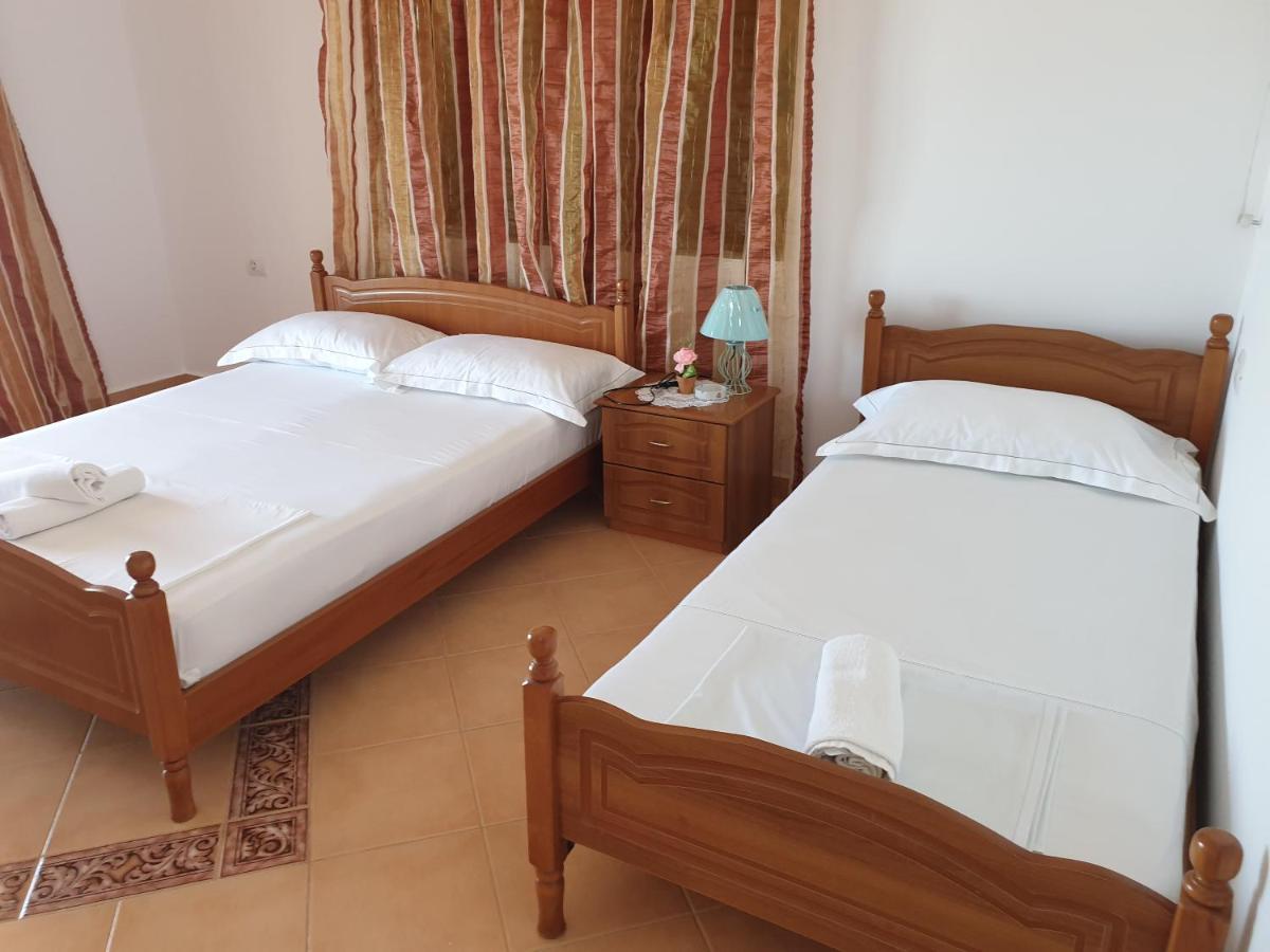 Hotel Lagjini Lukove Ngoại thất bức ảnh